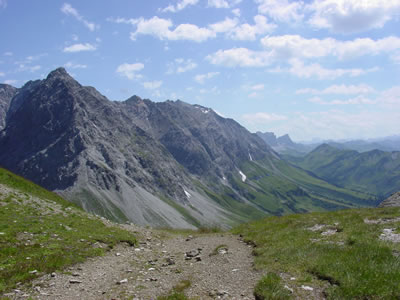 Blick entlang der Fluhen